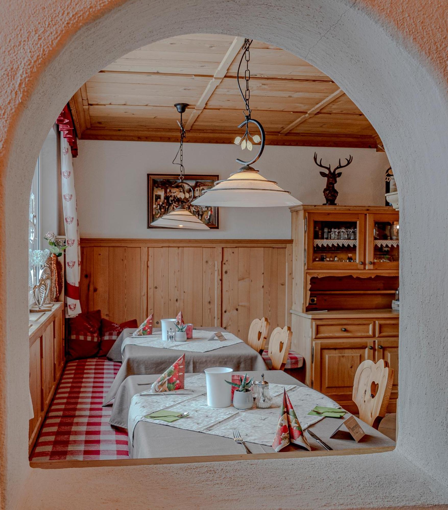 Sweet Cherry - Boutique & Guesthouse Tyrol อินส์บรุค ภายนอก รูปภาพ