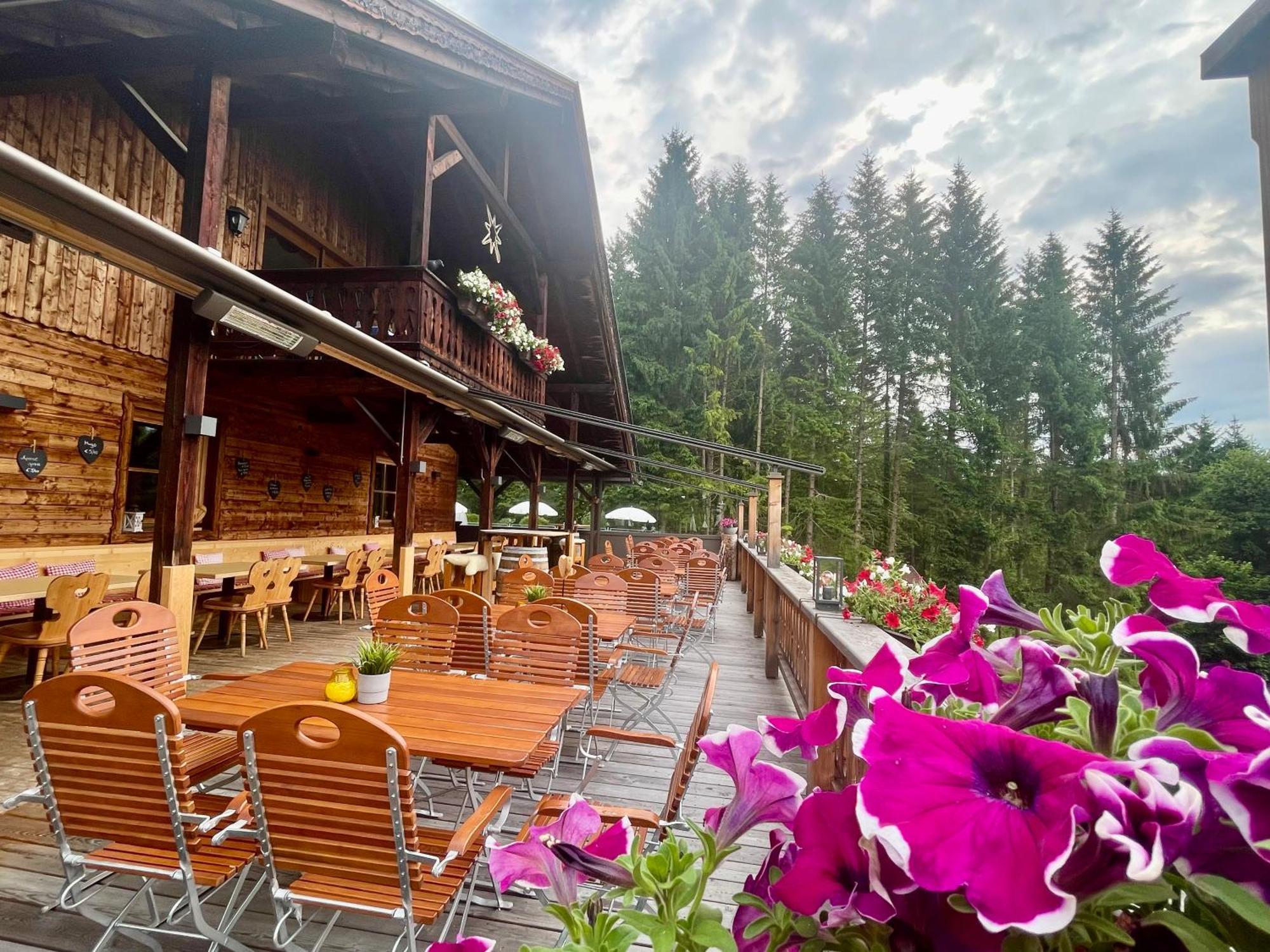 Sweet Cherry - Boutique & Guesthouse Tyrol อินส์บรุค ภายนอก รูปภาพ