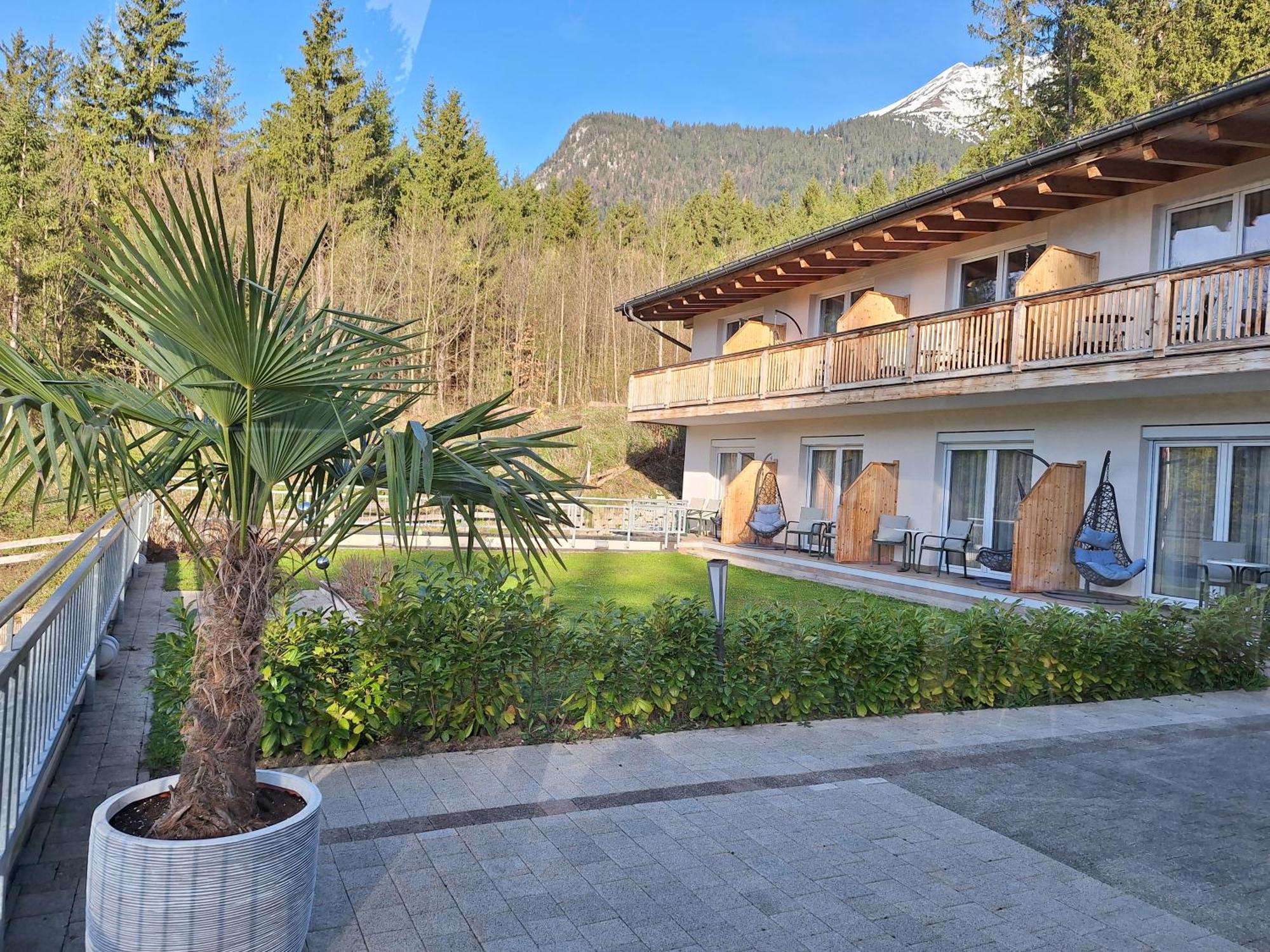 Sweet Cherry - Boutique & Guesthouse Tyrol อินส์บรุค ภายนอก รูปภาพ